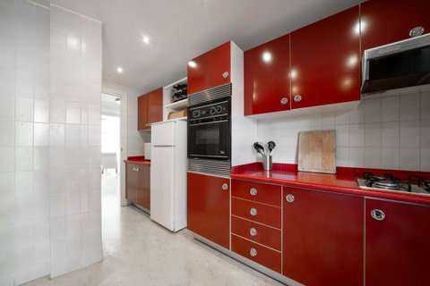 Middle Floor Apartment in Marbella, Costa del Sol – 3 beds – 725000 € - photo 4 of 45