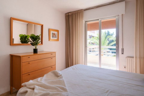 Middle Floor Apartment in Marbella, Costa del Sol – 3 beds – 725000 € - photo 14 of 45