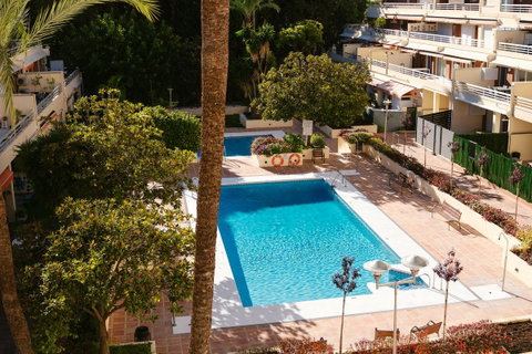 Middle Floor Apartment in Marbella, Costa del Sol – 3 beds – 725000 € - photo 33 of 45