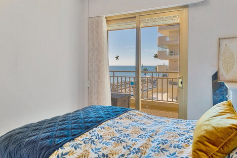 Middle Floor Apartment in Torremolinos, Costa del Sol – 3 beds – 695000 € - photo 21 of 27