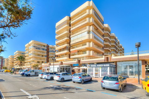 Middle Floor Apartment in Torremolinos, Costa del Sol – 3 beds – 695000 € - photo 27 of 27