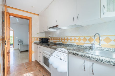 Townhouse in Marbella, Costa del Sol – 3 beds – 850000 € - photo 13 of 33