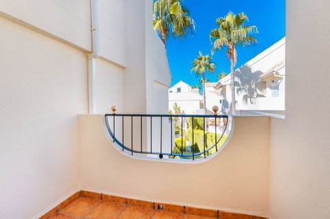 Townhouse in Marbella, Costa del Sol – 3 beds – 850000 € - photo 19 of 33