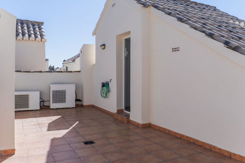 Townhouse in Marbella, Costa del Sol – 3 beds – 850000 € - photo 28 of 33