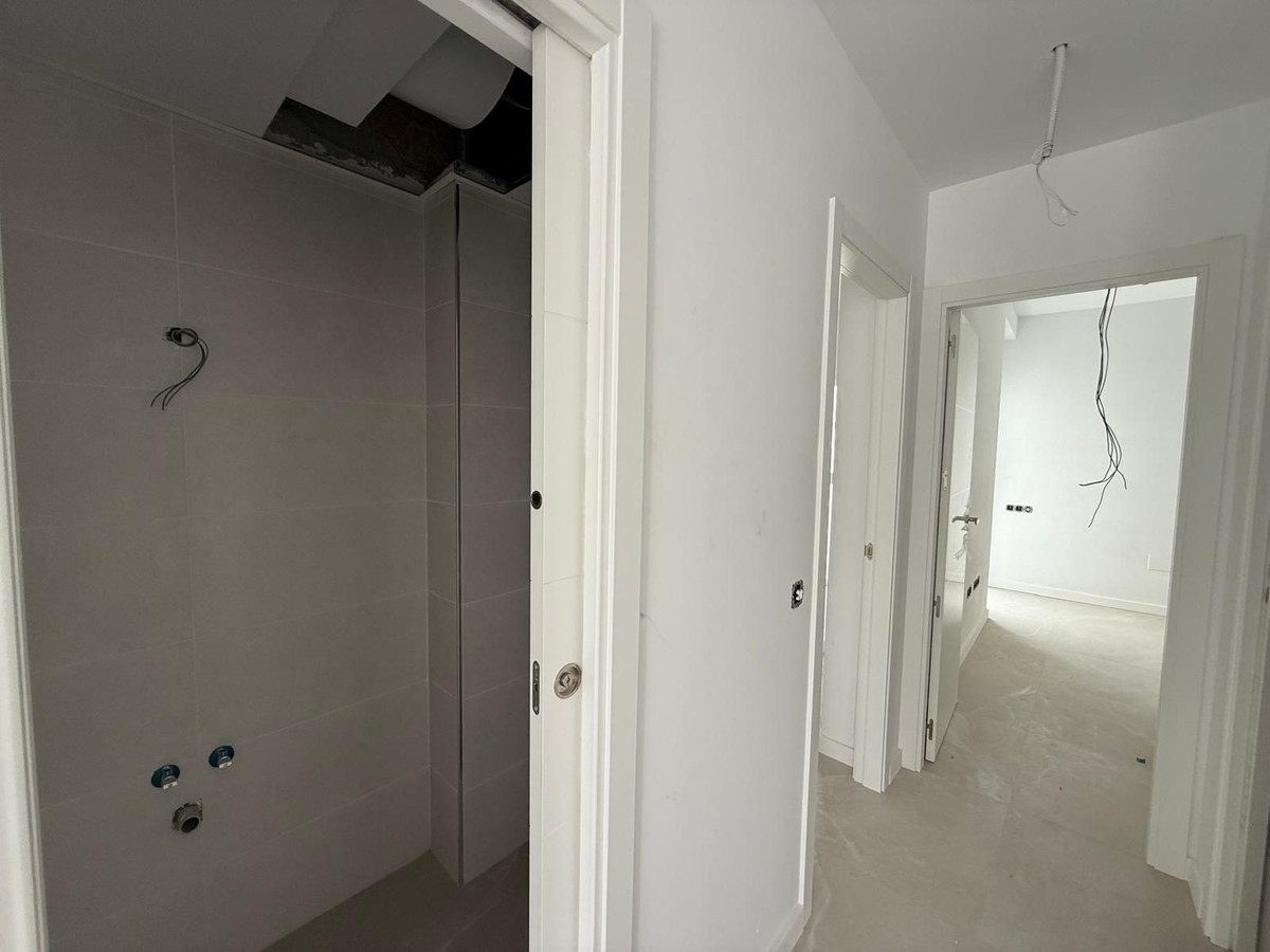 Penthouse in Fuengirola, Costa del Sol – 2 beds – 419000 € - photo 3 of 15