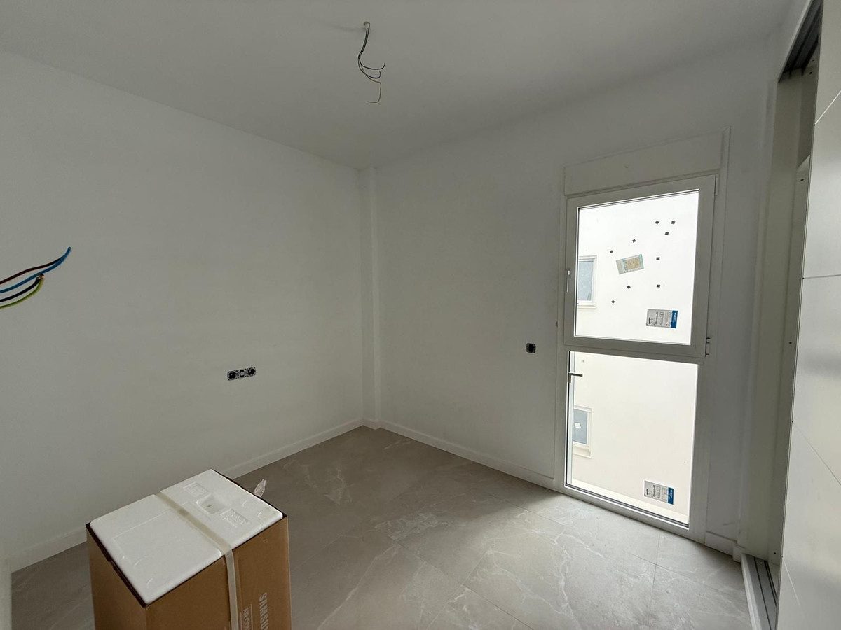 Penthouse in Fuengirola, Costa del Sol – 2 beds – 419000 € - photo 6 of 15