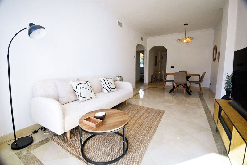 Middle Floor Apartment in Mijas, Costa del Sol – 2 beds – 275000 €