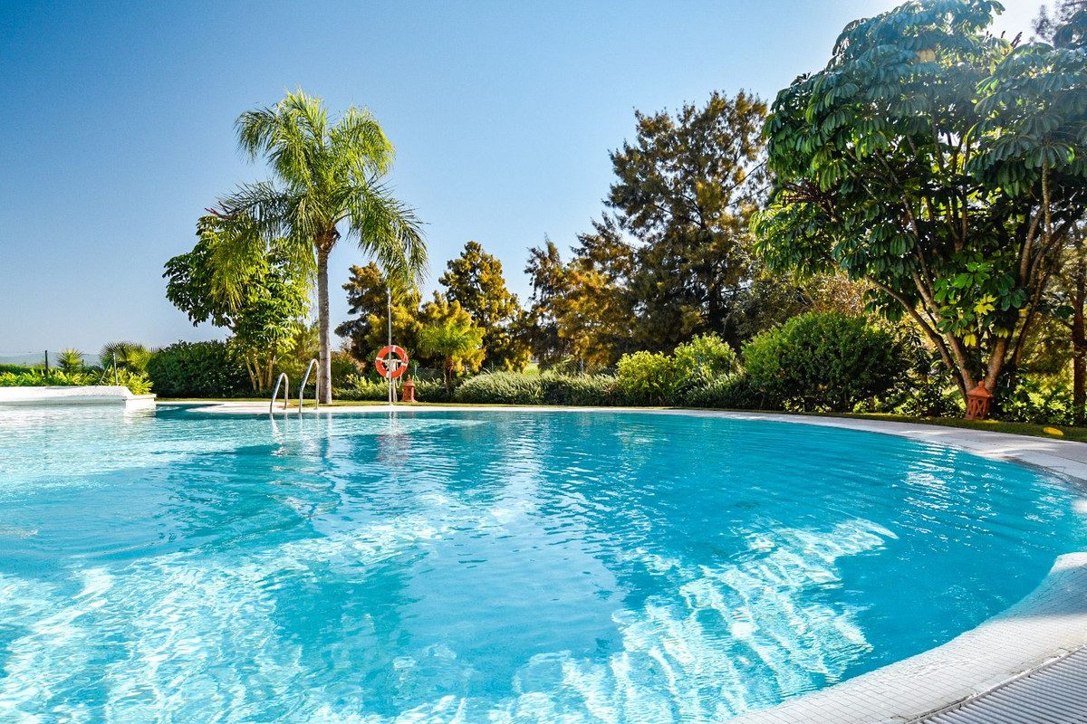 Middle Floor Apartment in Mijas, Costa del Sol – 2 beds – 275000 € - photo 19 of 30