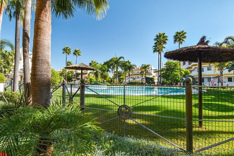 Middle Floor Apartment in Mijas, Costa del Sol – 2 beds – 275000 € - photo 23 of 30