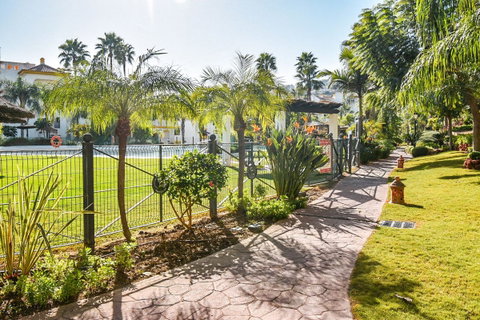 Middle Floor Apartment in Mijas, Costa del Sol – 2 beds – 275000 € - photo 26 of 30