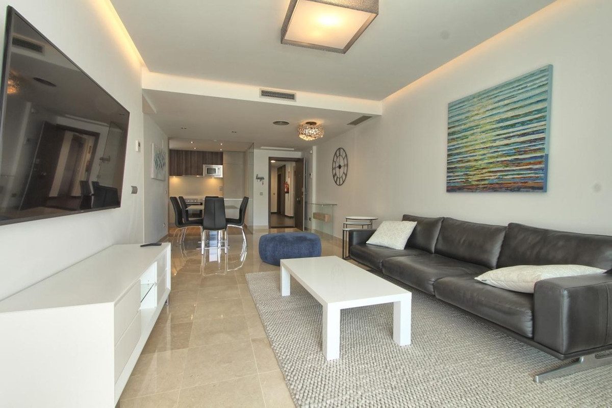 Middle Floor Apartment in Marbella, Costa del Sol – 3 beds – 649000 € - photo 3 of 20