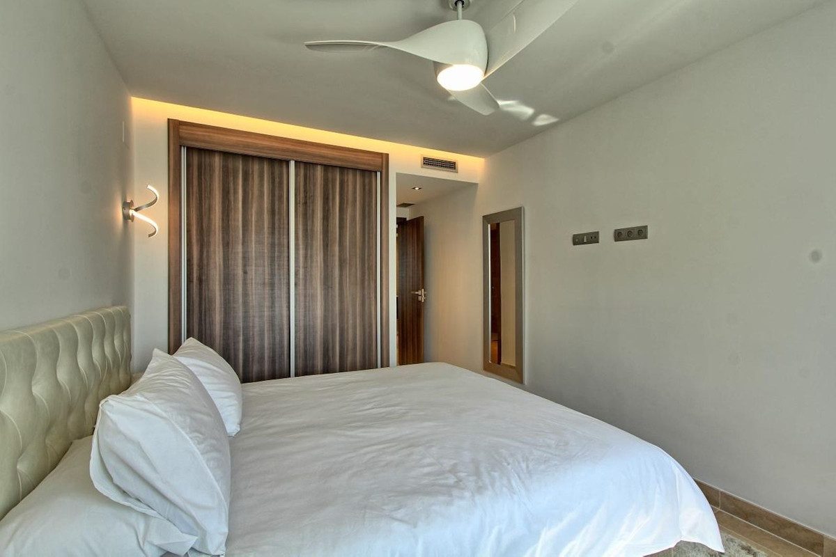 Middle Floor Apartment in Marbella, Costa del Sol – 3 beds – 649000 € - photo 9 of 20