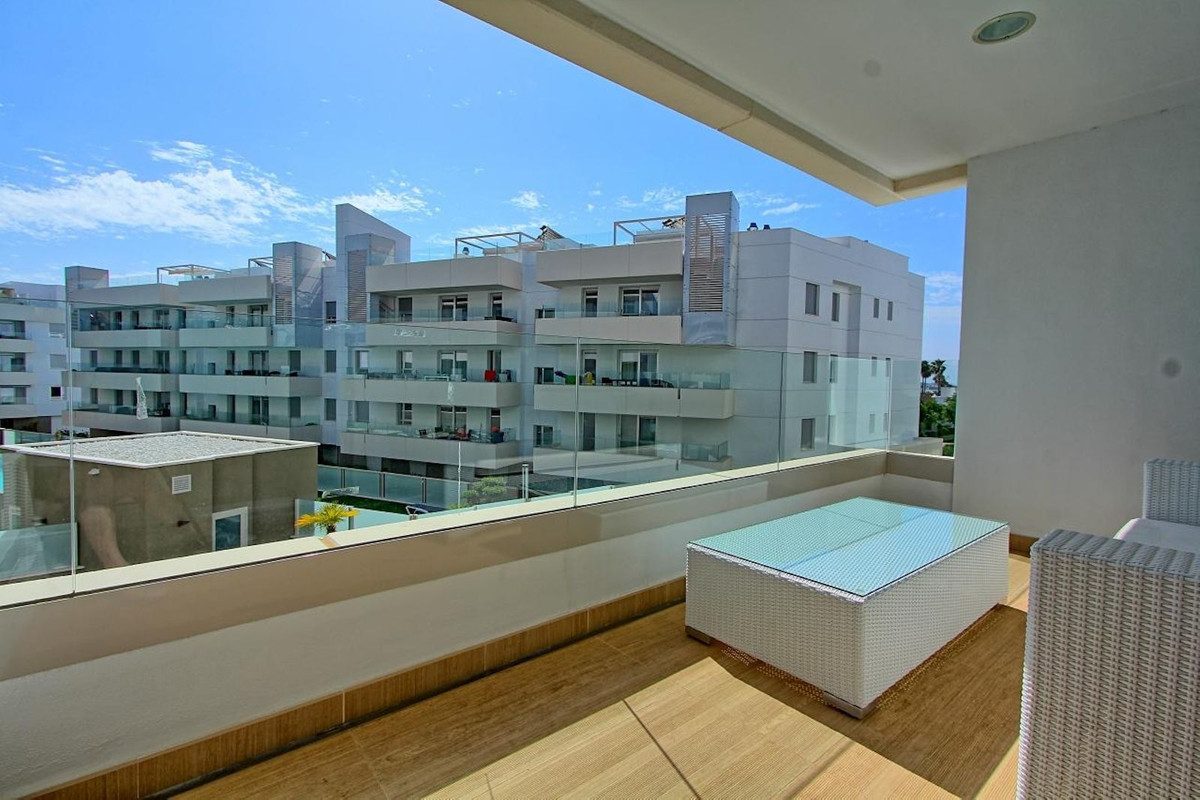 Middle Floor Apartment in Marbella, Costa del Sol – 3 beds – 649000 € - photo 16 of 20