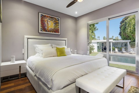 Detached Villa in Marbella, Costa del Sol – 4 beds – 3450000 € - photo 13 of 58