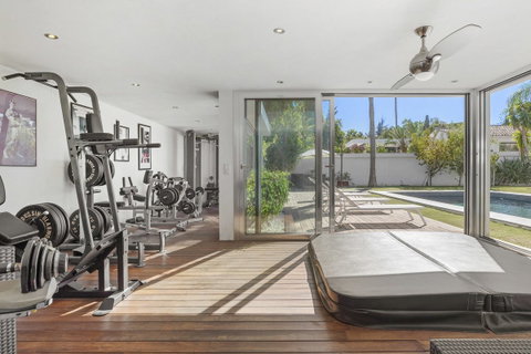 Detached Villa in Marbella, Costa del Sol – 4 beds – 3450000 € - photo 24 of 58