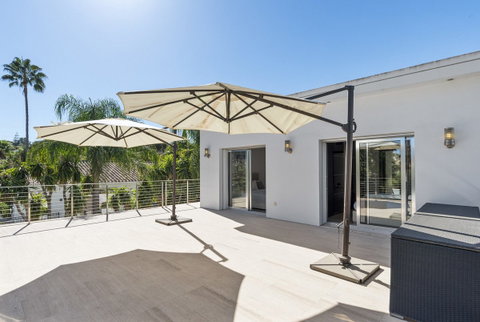 Detached Villa in Marbella, Costa del Sol – 4 beds – 3450000 € - photo 30 of 58