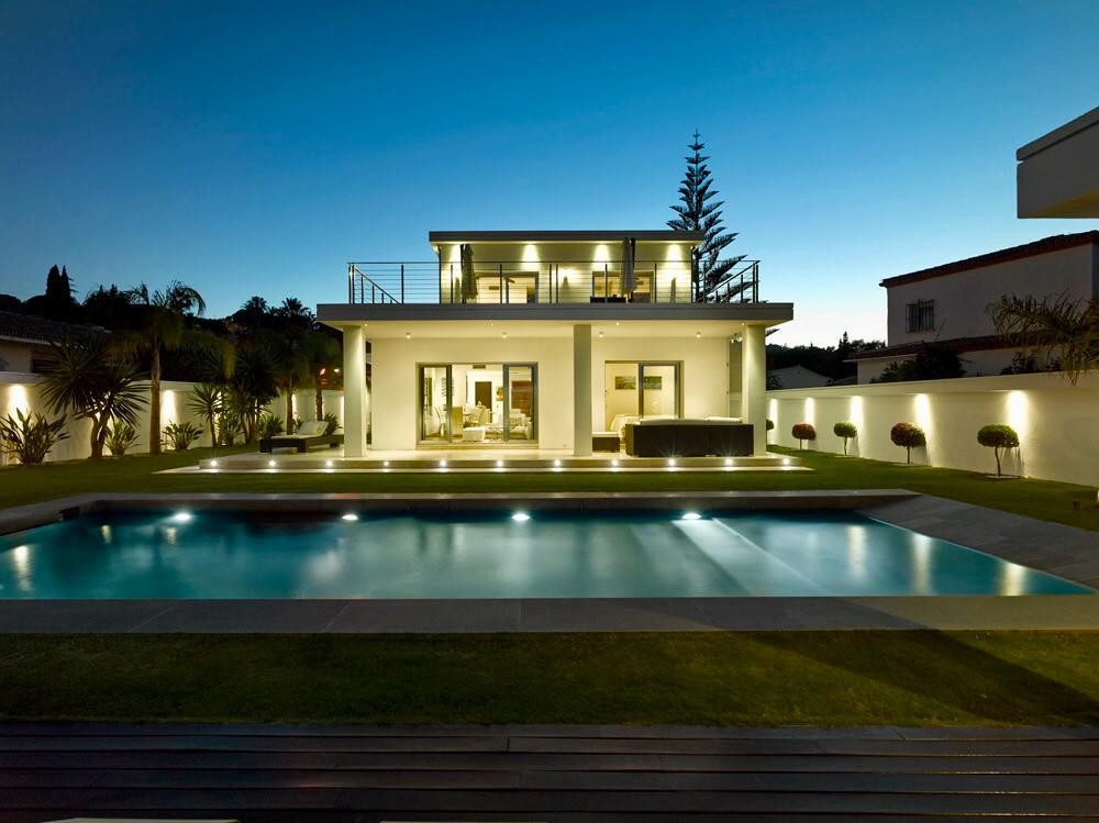 Detached Villa in Marbella, Costa del Sol – 4 beds – 3450000 € - photo 45 of 58
