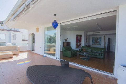 Middle Floor Apartment in Marbella, Costa del Sol – 2 beds – 500000 € - photo 5 of 26