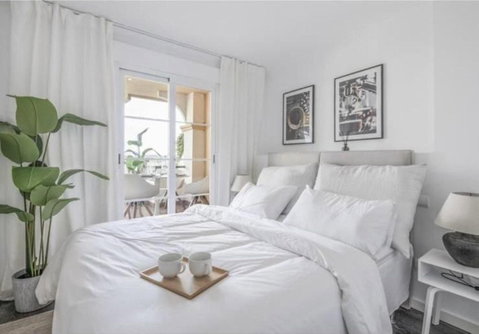 Middle Floor Apartment in Marbella, Costa del Sol – 2 beds – 475000 € - photo 6 of 10
