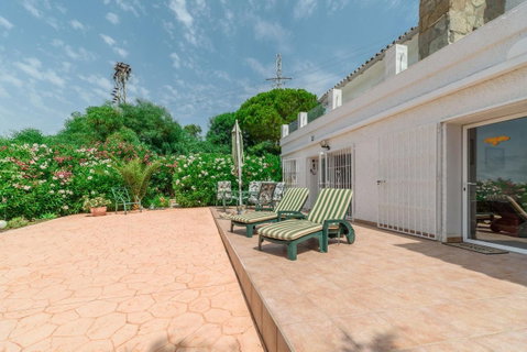 Detached Villa in Estepona, Costa del Sol – 5 beds – 2400000 € - photo 9 of 25