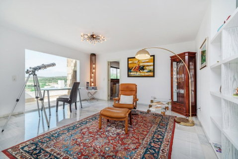 Detached Villa in Estepona, Costa del Sol – 5 beds – 2400000 € - photo 10 of 25