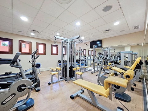 Ground Floor Apartment in Estepona, Costa del Sol – 3 beds – 1200000 € - photo 40 of 40