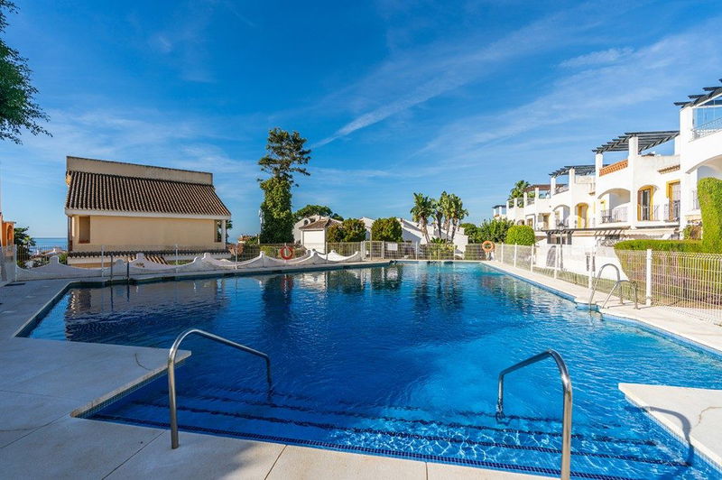 Semi-Detached House in Marbella, Costa del Sol – 3 beds – 710000 €