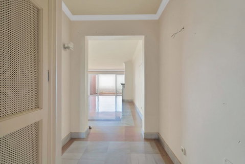 Middle Floor Apartment in Benahavís, Costa del Sol – 2 beds – 559000 € - photo 14 of 43