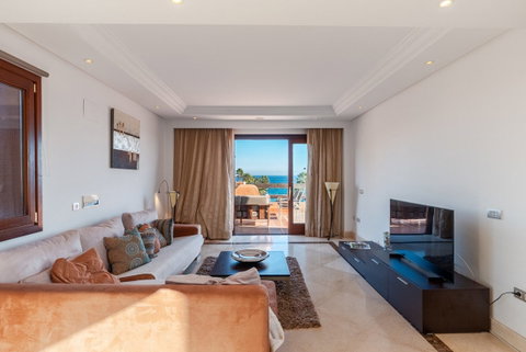 Penthouse in Estepona, Costa del Sol – 1 beds – 795000 € - photo 4 of 19