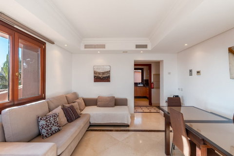 Penthouse in Estepona, Costa del Sol – 1 beds – 795000 € - photo 5 of 19