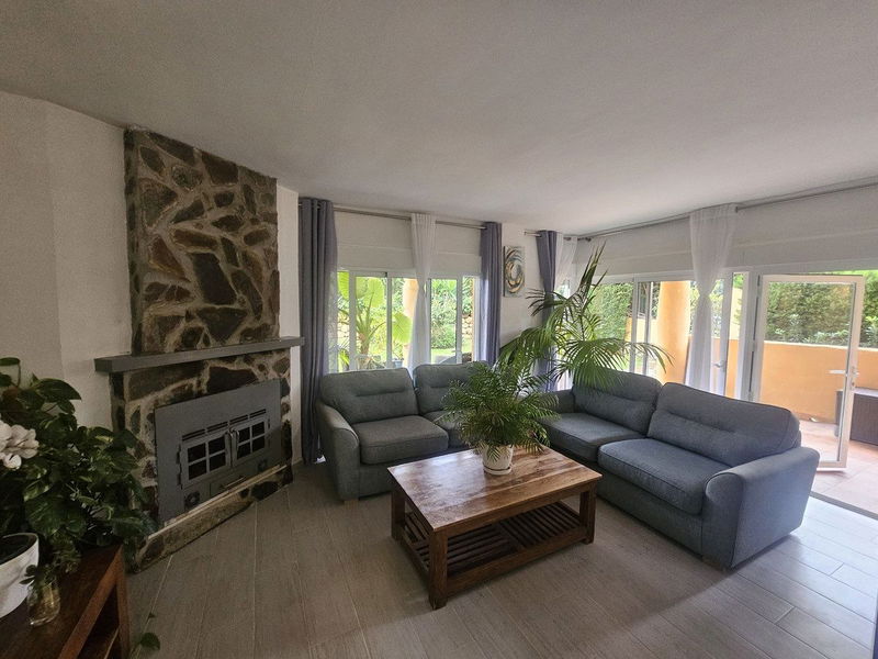 Ground Floor Apartment in Mijas, Costa del Sol – 4 beds – 419500 €