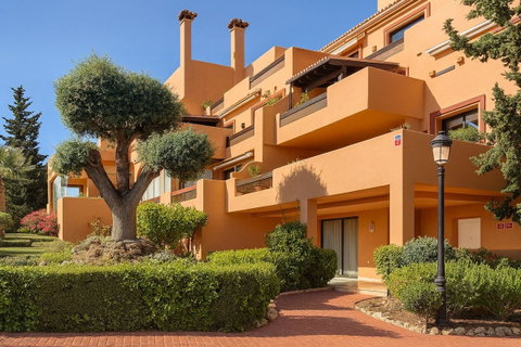 Middle Floor Apartment in Marbella, Costa del Sol – 3 beds – 475000 € - photo 35 of 38