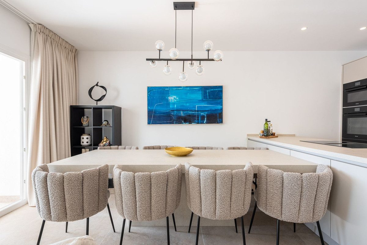 Townhouse in Marbella, Costa del Sol – 4 beds – 1395000 € - photo 3 of 44