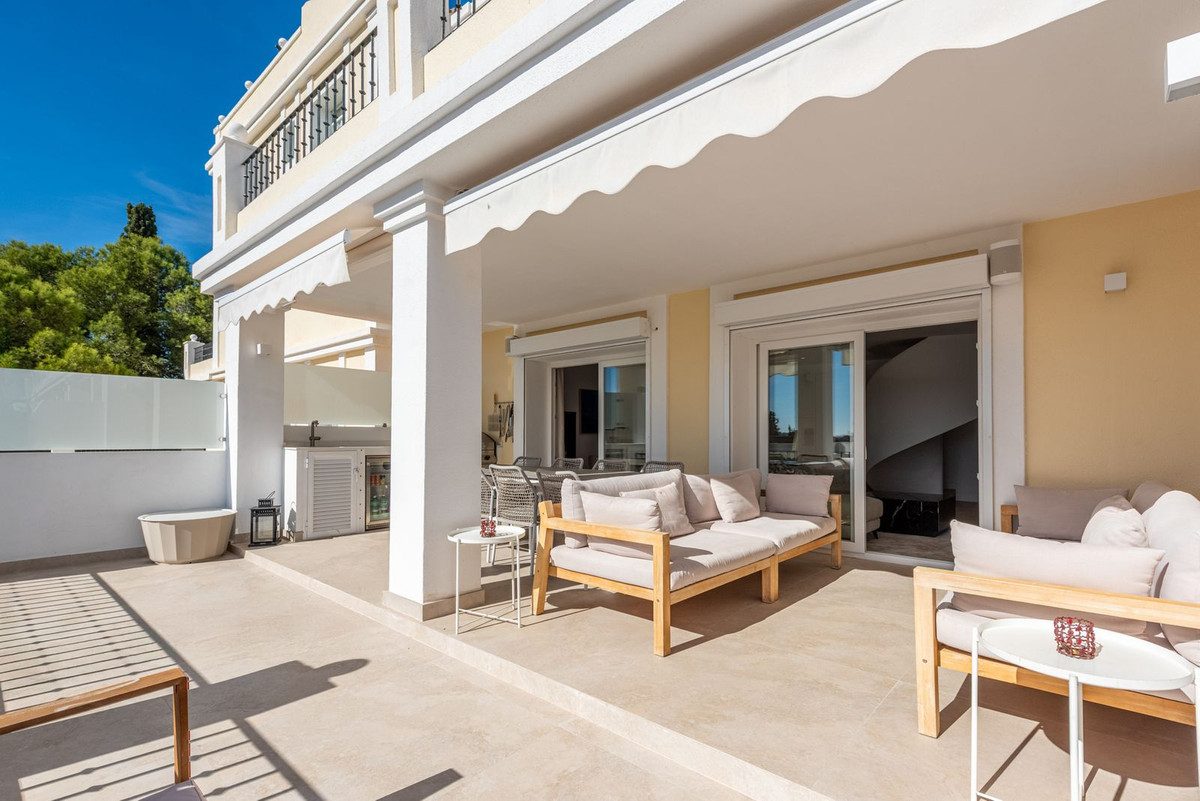 Townhouse in Marbella, Costa del Sol – 4 beds – 1395000 € - photo 12 of 44