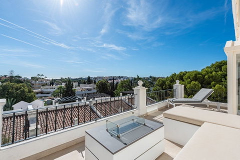 Townhouse in Marbella, Costa del Sol – 4 beds – 1395000 € - photo 18 of 44