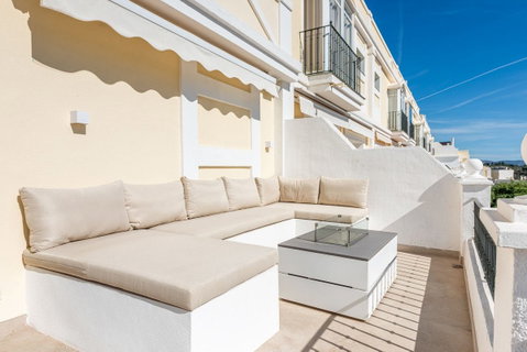 Townhouse in Marbella, Costa del Sol – 4 beds – 1395000 € - photo 19 of 44