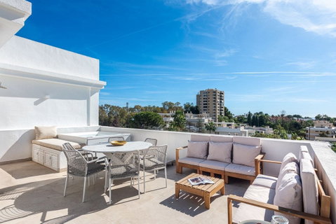 Townhouse in Marbella, Costa del Sol – 4 beds – 1395000 € - photo 23 of 44
