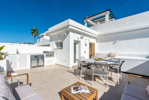 Townhouse in Marbella, Costa del Sol – 4 beds – 1395000 € - photo 26 of 44