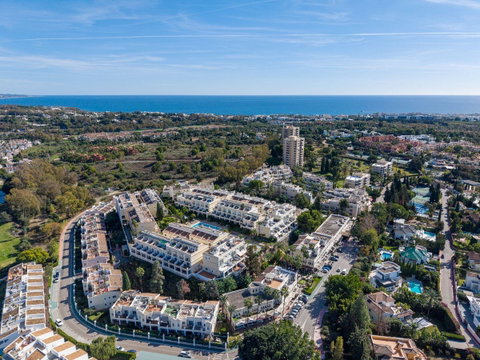 Townhouse in Marbella, Costa del Sol – 4 beds – 1395000 € - photo 30 of 44
