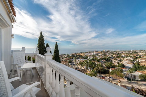 Detached Villa in Mijas, Costa del Sol – 5 beds – 1650000 € - photo 22 of 37