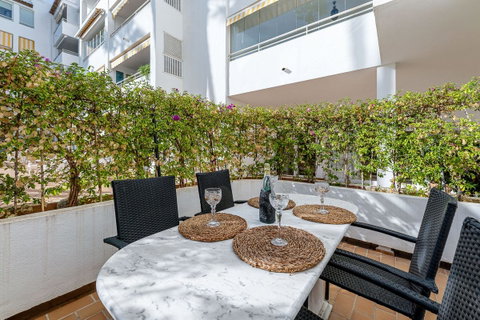 Ground Floor Apartment in Torremolinos, Costa del Sol – 2 beds – 299000 € - photo 2 of 25