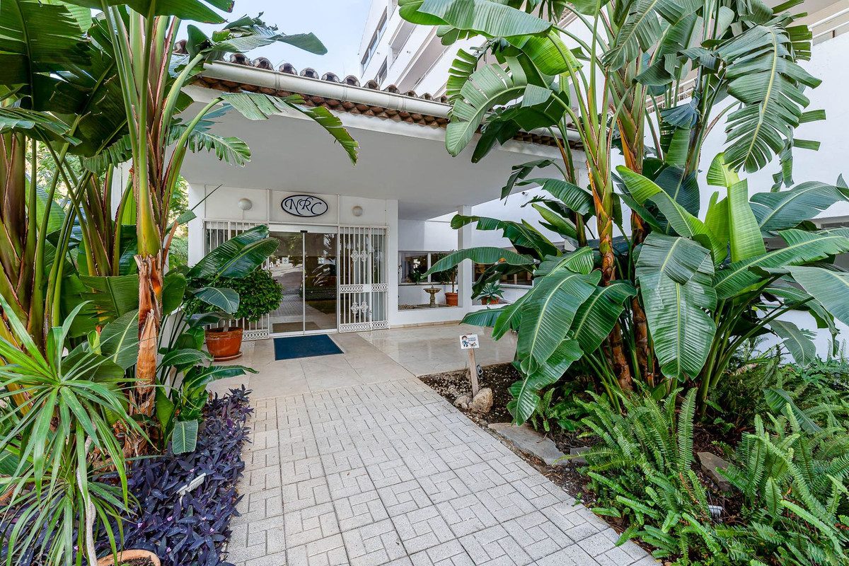 Ground Floor Apartment in Torremolinos, Costa del Sol – 2 beds – 299000 € - photo 25 of 25