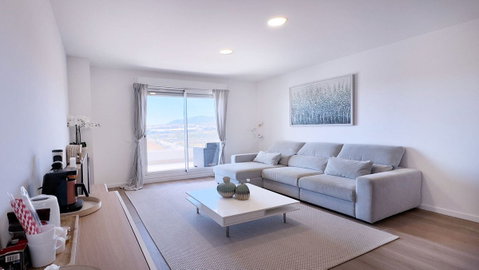 Middle Floor Apartment in Marbella, Costa del Sol – 3 beds – 475000 € - photo 4 of 17