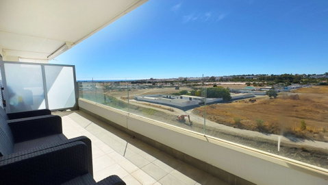 Middle Floor Apartment in Marbella, Costa del Sol – 3 beds – 475000 € - photo 8 of 17