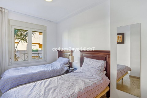 Middle Floor Apartment in Marbella, Costa del Sol – 3 beds – 455000 € - photo 16 of 26