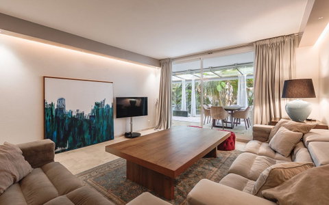 Middle Floor Apartment in Marbella, Costa del Sol – 2 beds – 795000 € - photo 9 of 24