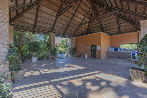 Middle Floor Apartment in Estepona, Costa del Sol – 2 beds – 420000 € - photo 38 of 38