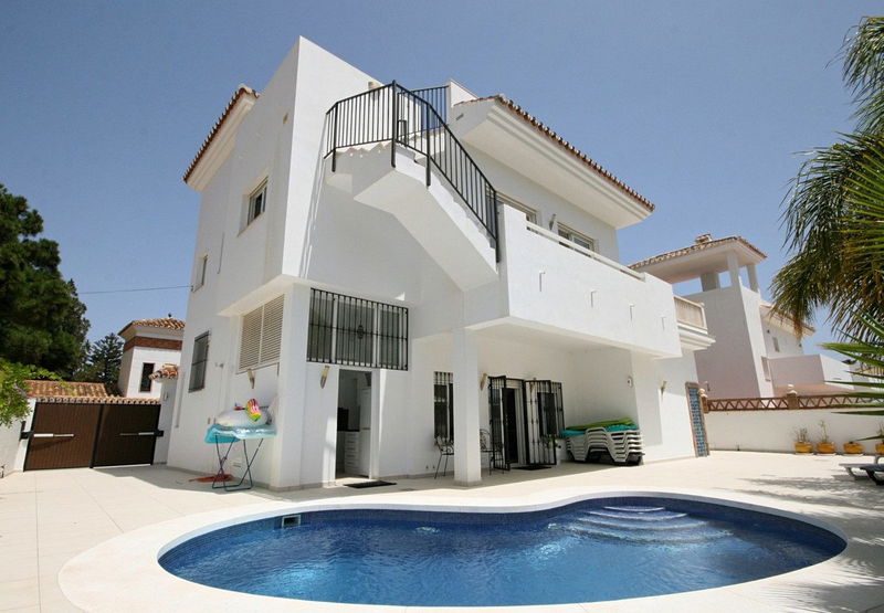Detached Villa in Mijas, Costa del Sol – 4 beds – 995000 €