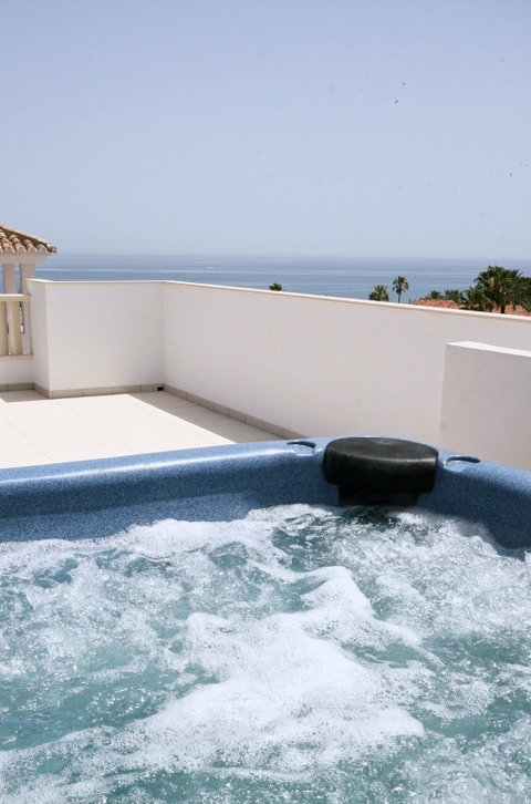 Detached Villa in Mijas, Costa del Sol – 4 beds – 995000 € - photo 3 of 22