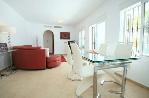 Detached Villa in Mijas, Costa del Sol – 4 beds – 995000 € - photo 16 of 22